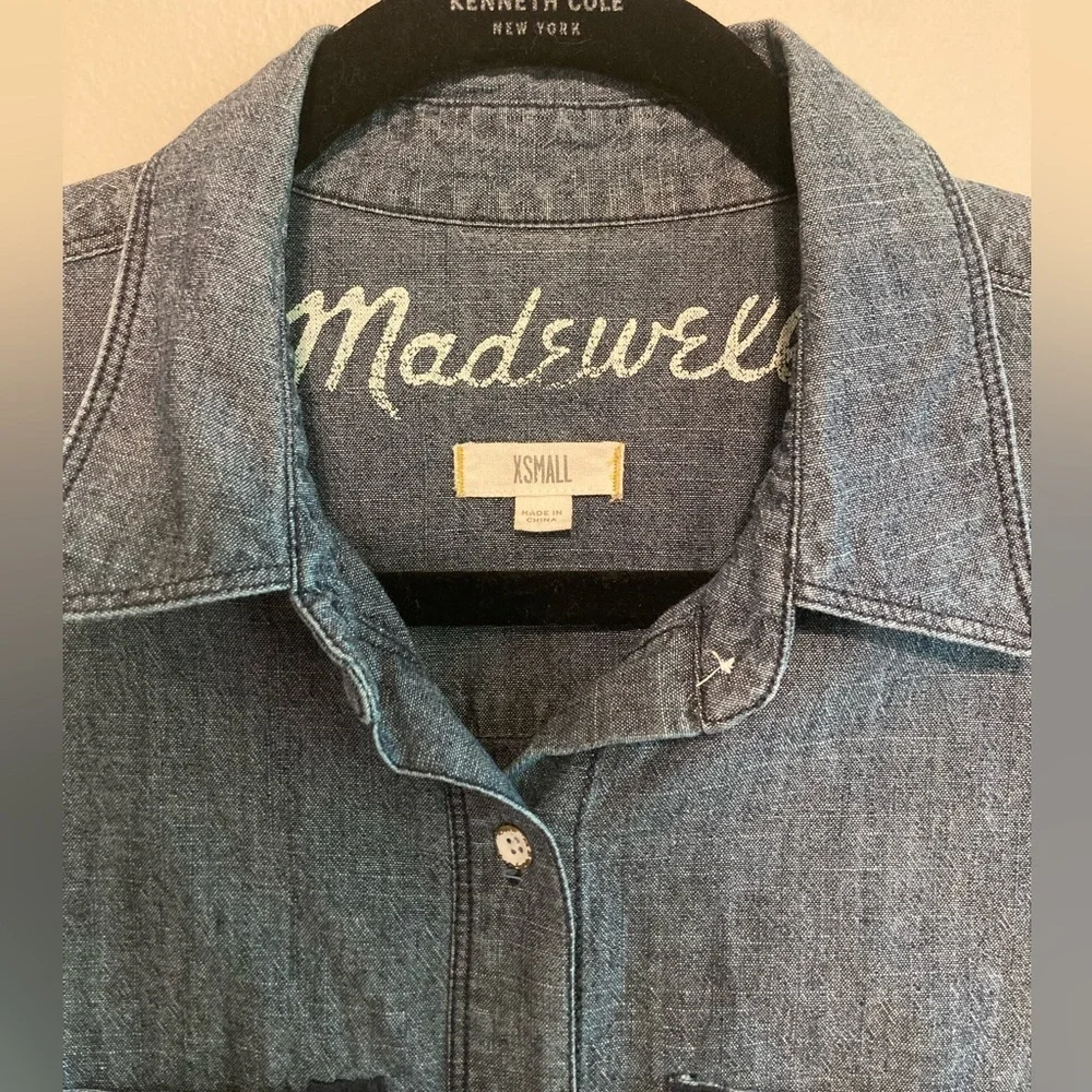 Madewell‎ Chambray Shirt - Picture 5 of 6